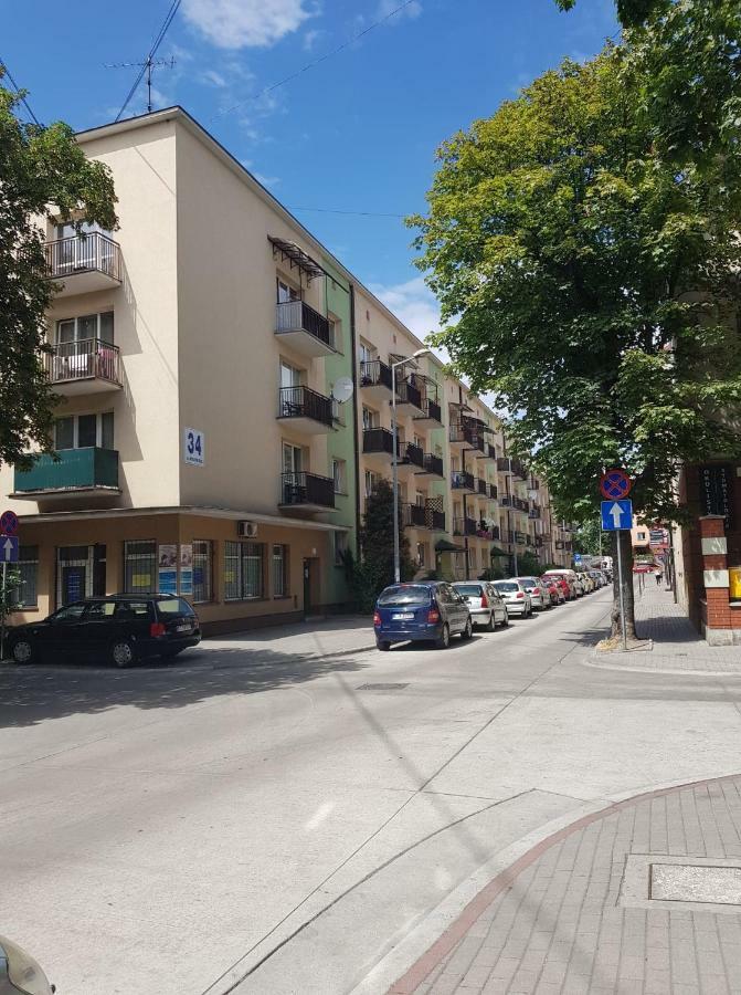 Przytulna I Przestrzenna Garsoniera- Centrum Тарнув Экстерьер фото